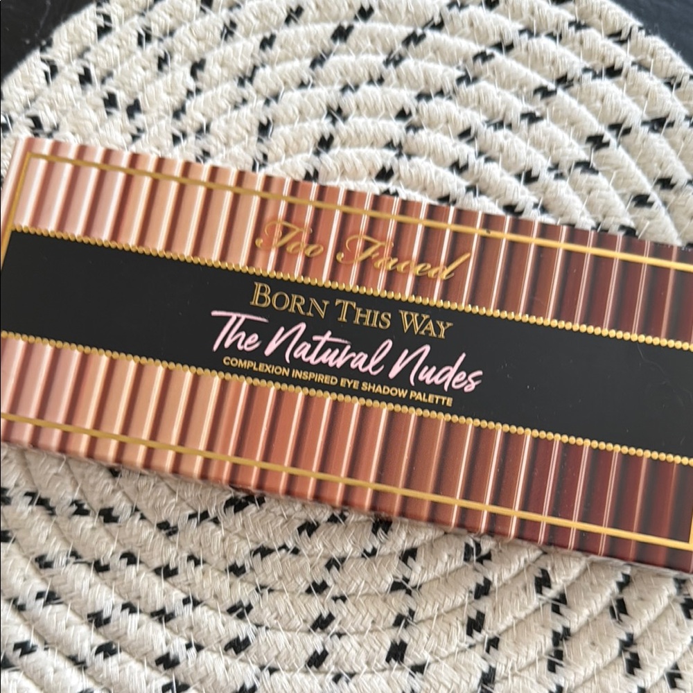 Too Faced Born This Way Eyeshadow Palette